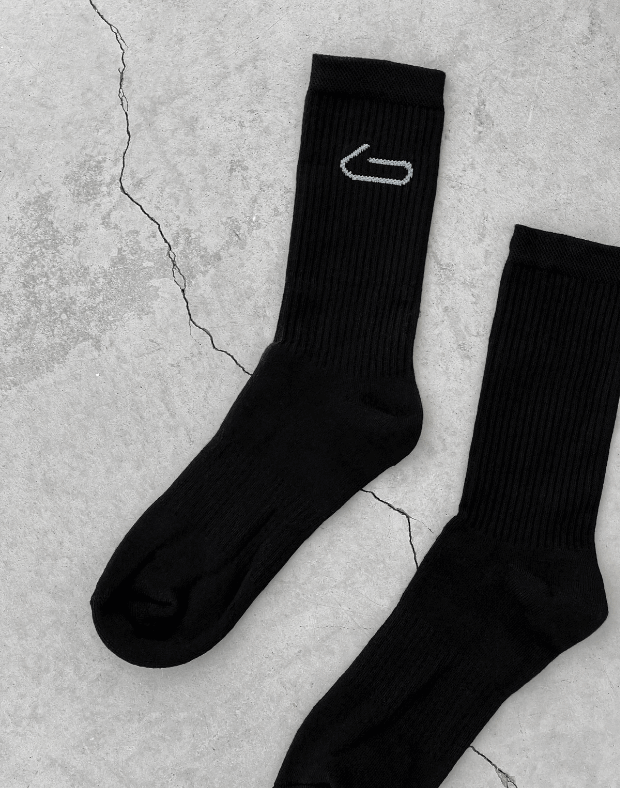 Шкарпетки осінні чоловічі з маленьким логотипом, чорні - Фото 3