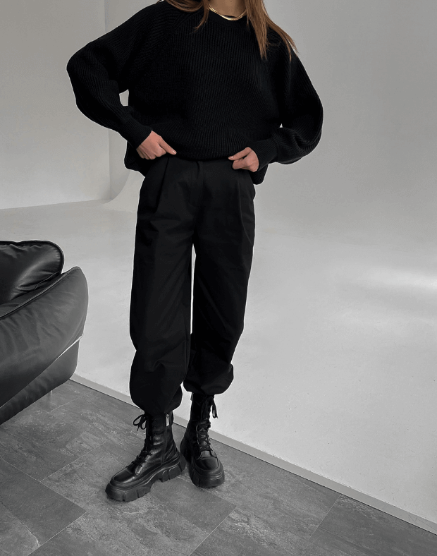 Текстильні брюки-джогери, чорні - Фото 4