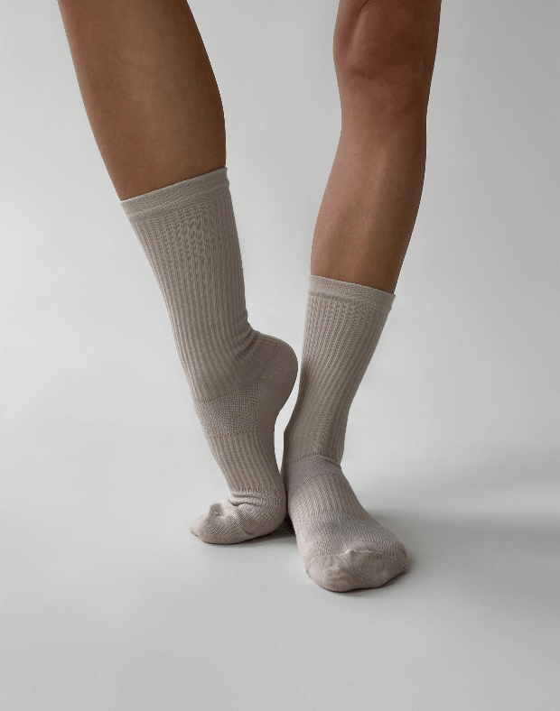 Шкарпетки логотип збоку, світло-кавові - Фото 7