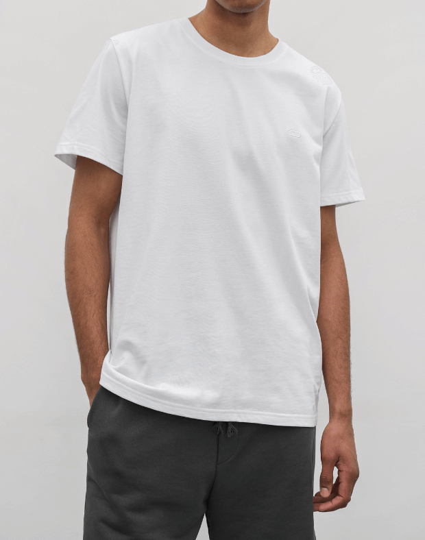 Чоловіча футболка класична базової посадки, біла - Фото 1