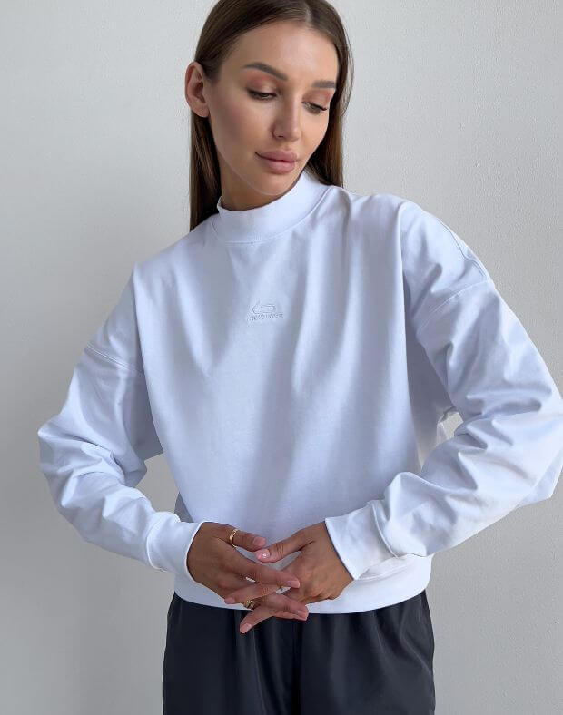 Stylizacje z bluzą z długimi rękawami i spodniami przeciwdeszczowymi - Фото 2