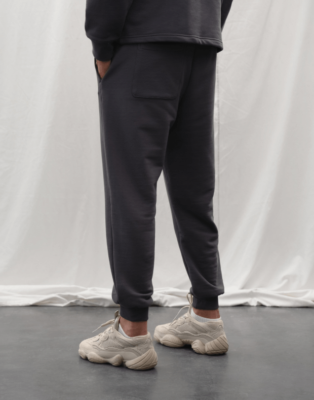 Штани джогери чоловічі осінні з накладною кишенею, темно-графітові - Фото 2