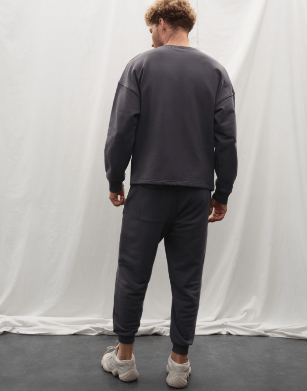 Комплект чоловічий світшот осінній рівний знизу та джогери з накладною кишенею, темно-графітові - Фото 2