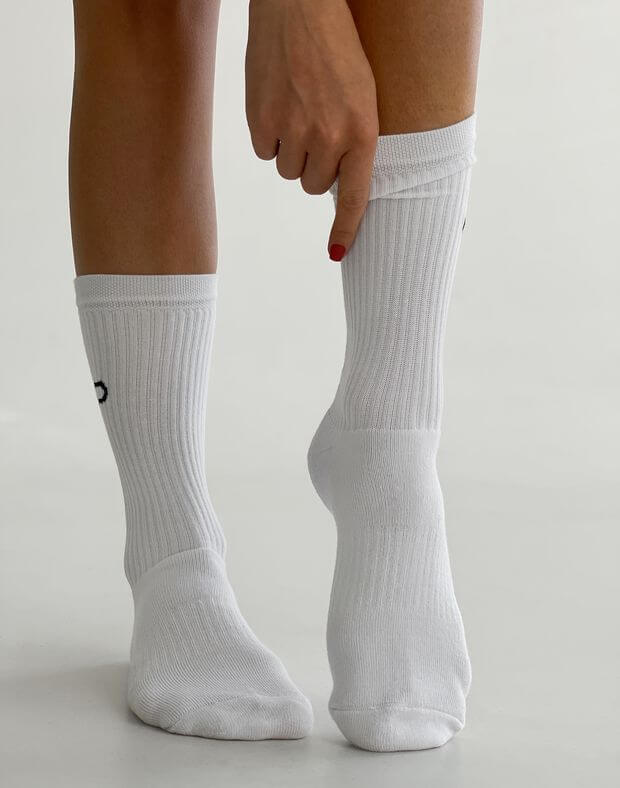 Шкарпетки осінні жіночі з логотипом, білі - Фото 1