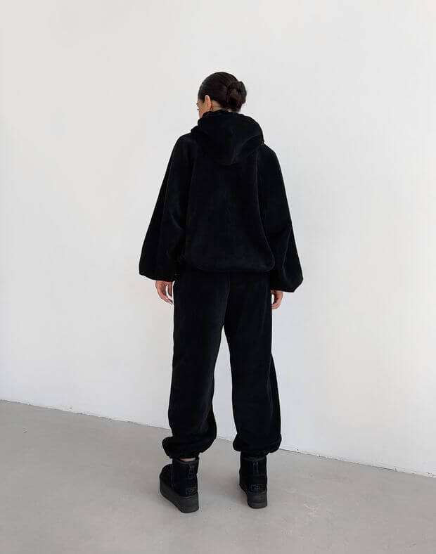 Комплект худі супер оверсайз зимовий та штани-джогери на тонкому поясі з флісу, чорні - Фото 2