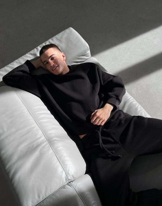 Комплект чоловічий зимовий світшот супер оверсайз та джогери класичні з тканини з начосом, чорні - Фото 7