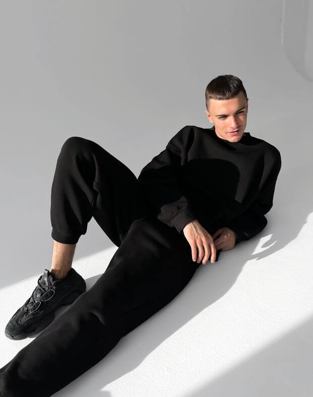 Комплект чоловічий зимовий світшот супер оверсайз та джогери класичні з тканини з начосом, чорні - Фото 4