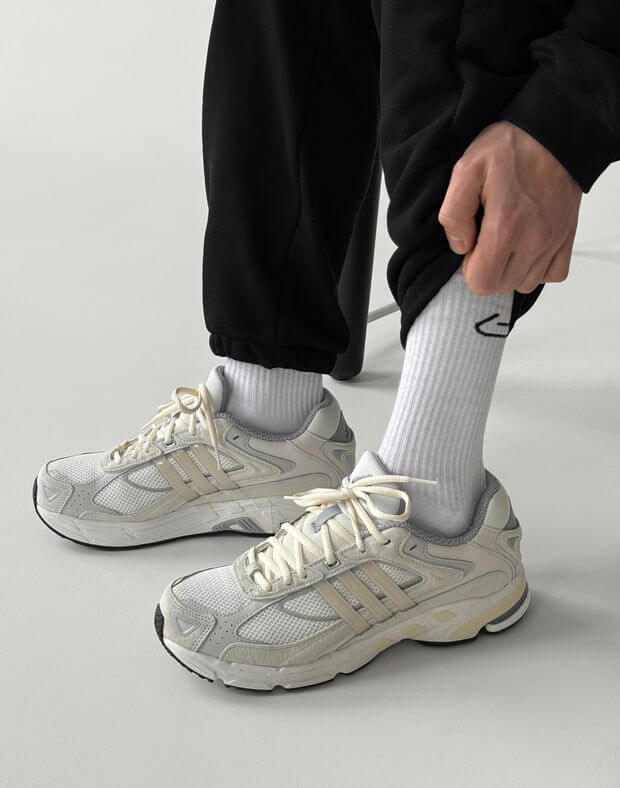 Шкарпетки осінні чоловічі з маленьким логотипом, білі - Фото 3