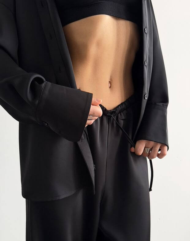 Satynowe spodnie w stylu piżamy, czarny - Фото 5