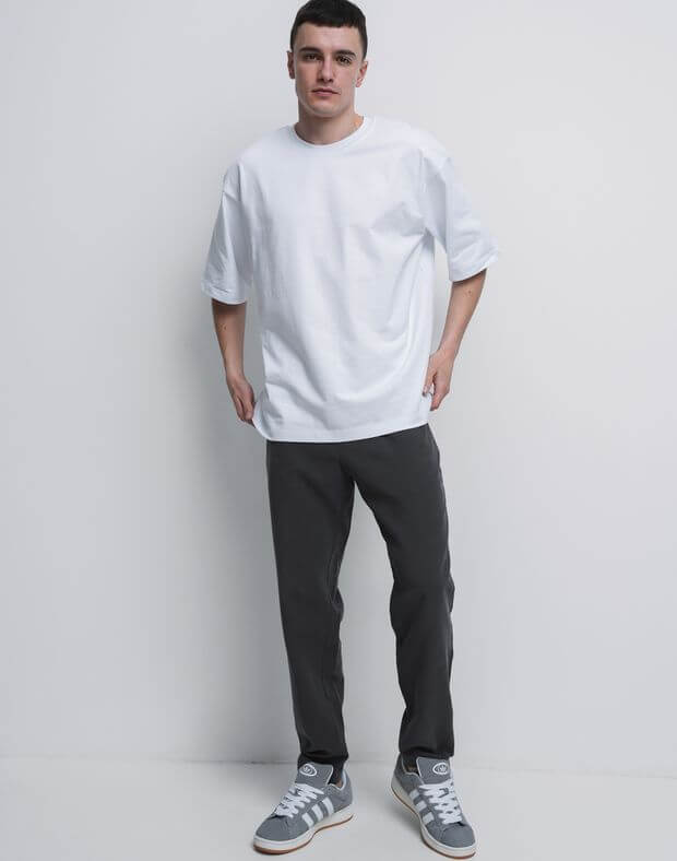 Męska koszulka oversize z logo, wykonana z bardzo gęstej bawełny, biały - Фото 3