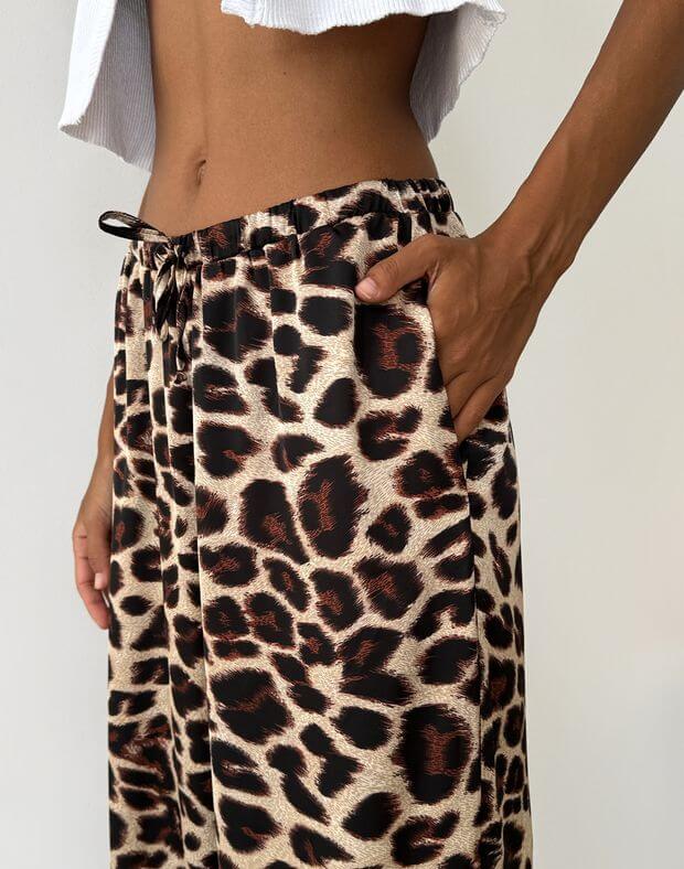 Штани сатинові піжамного стилю, принт леопард - Фото 5