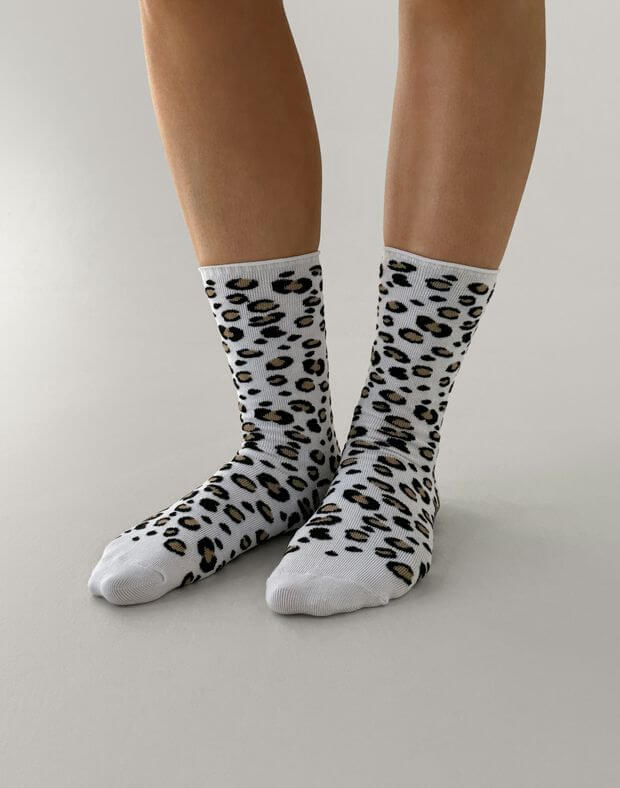 Шкарпетки з леопардовим принтом, білі - Фото 5