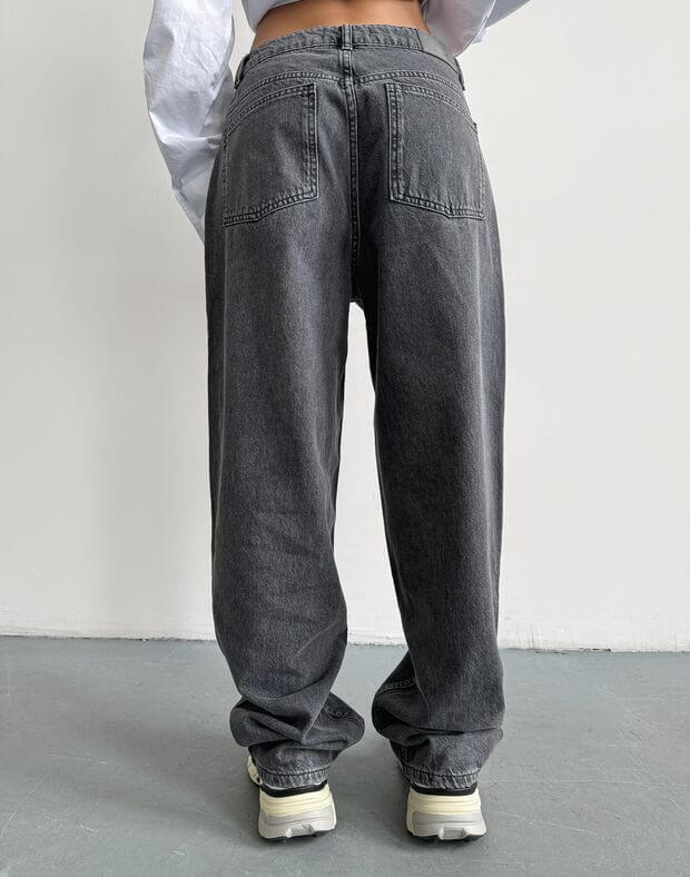 Jeansy o średnim kroju, prostym kroju, letnie, ciemny szary - Фото 2