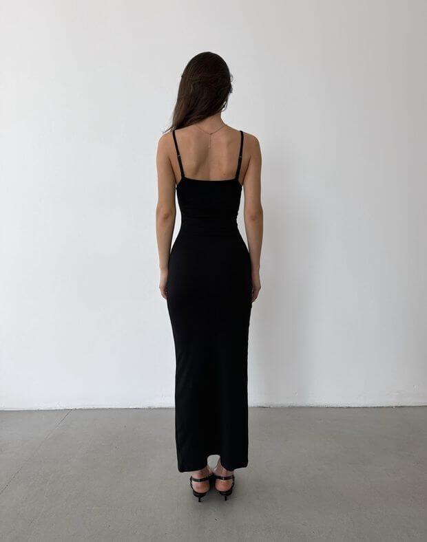 Maxi sukienka na figurę, czarny - Фото 2