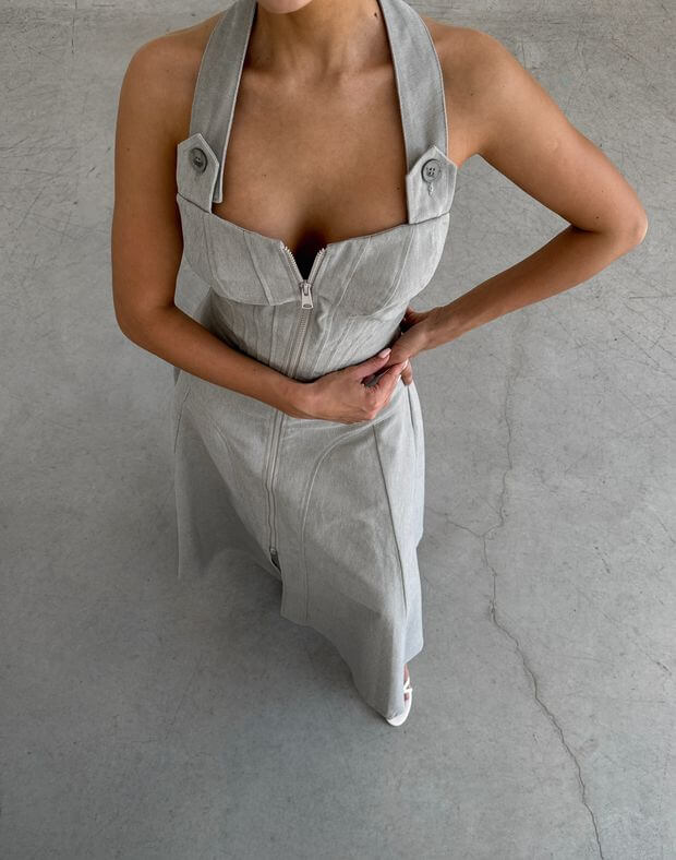 Сукня міді з котонової тканини на блискавці та моделюючими швами, капучіно - Фото 7