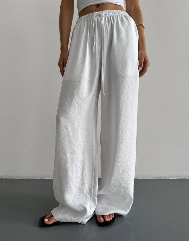 Штани літні широкого крою зі шнурком, білі - Фото 1