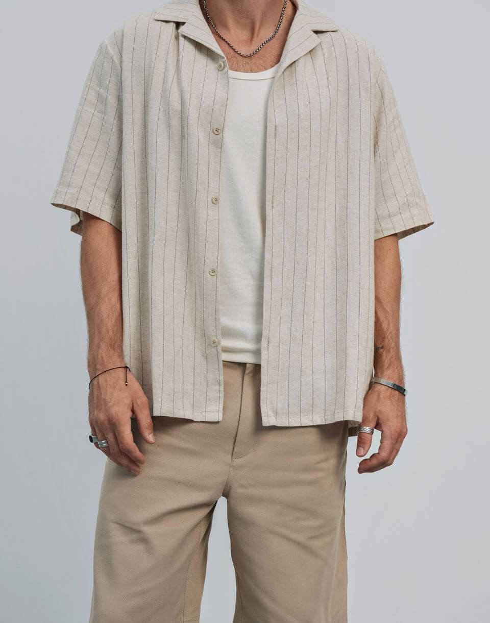 Чоловіча сорочка літня льняна у смужку, бежева - Фото 1