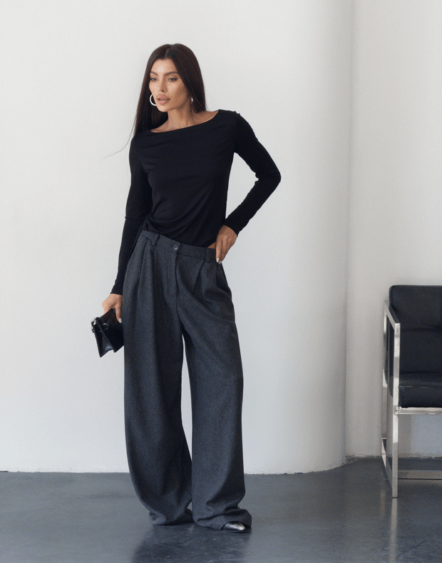 Лонгслів з широким воротом та затяжкою, чорний - Фото 8