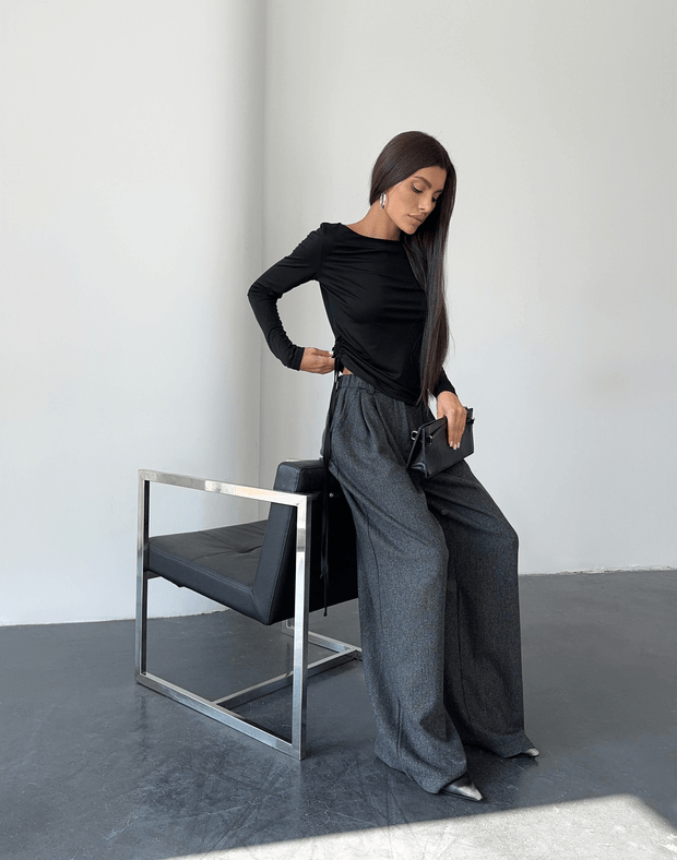 Лонгслів з широким воротом та затяжкою, чорний - Фото 3