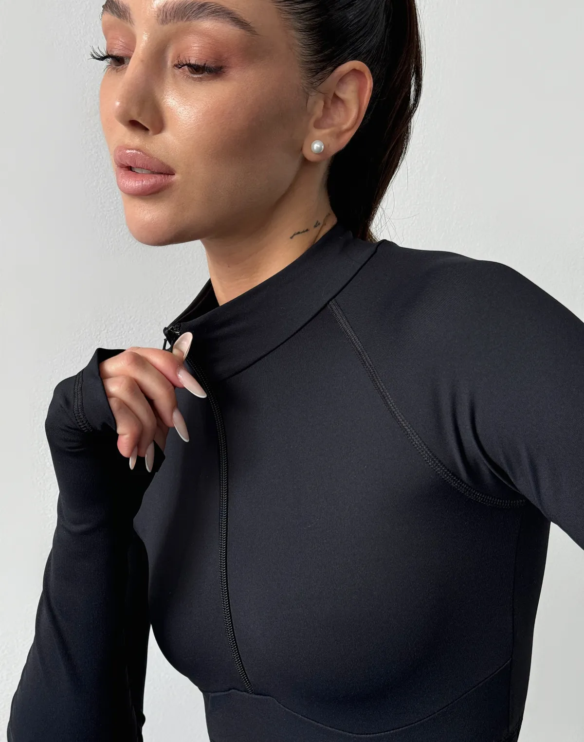 Rashguard z zamkiem błyskawicznym, krótki, sportowy, czarny - Фото 5