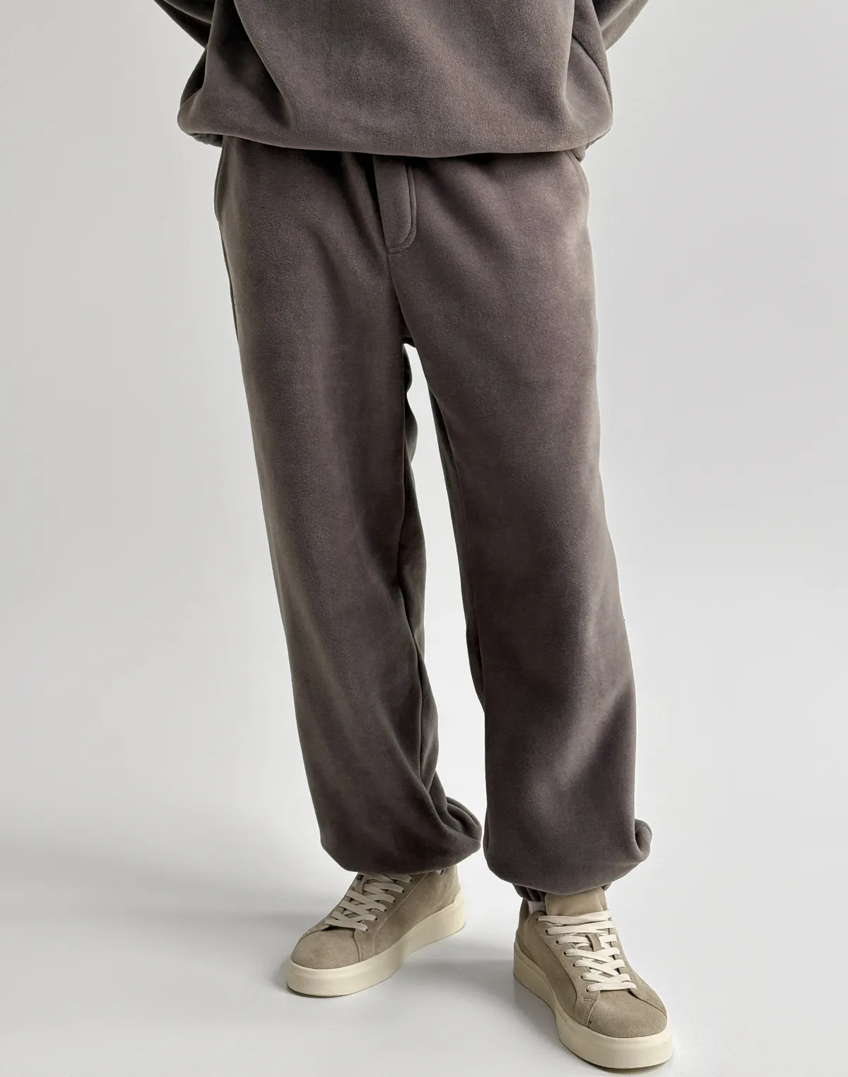 Флісові чоловічі джогери зимові, сірі димчаті - Фото 1