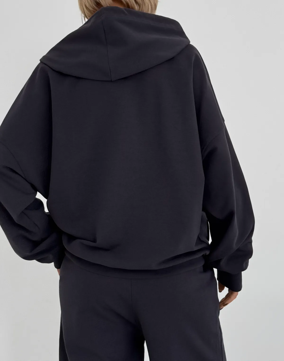 Damska bluza oversize na jesień, grafitowy - Фото 2