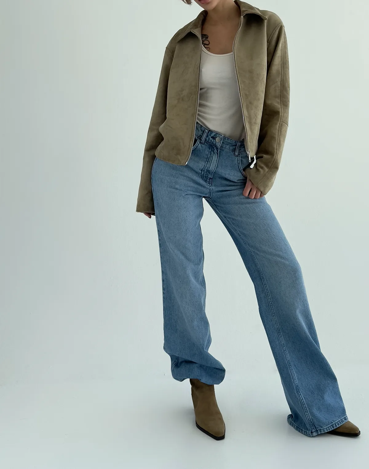 Куртка осіння з екозамші вільного крою, олива - Фото 8