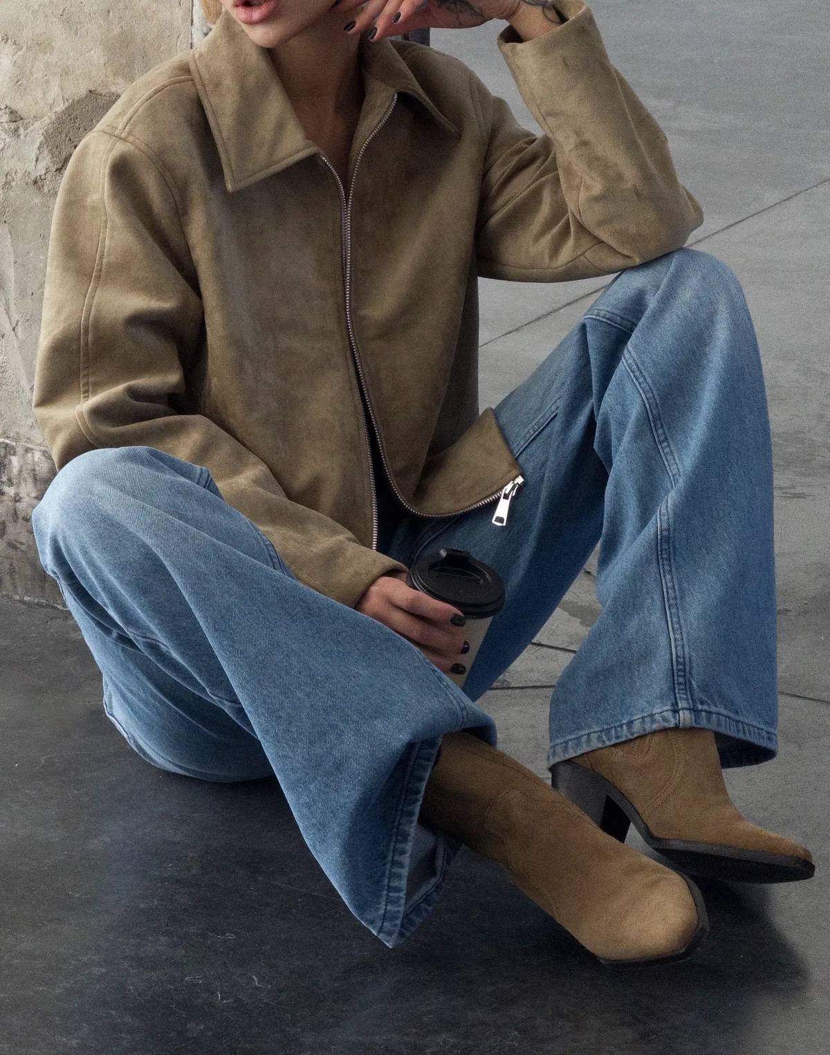 Куртка осіння з екозамші вільного крою, олива - Фото 6