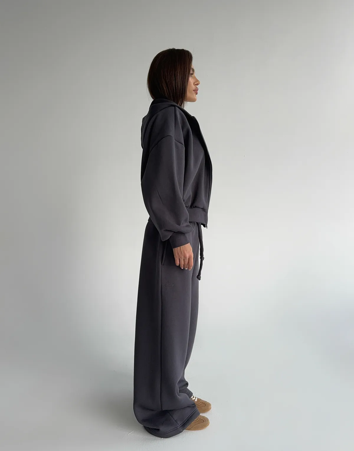 Комплект зимовий з начосом кофта на блискавці та штани вільного крою, холодний антрацит - Фото 7