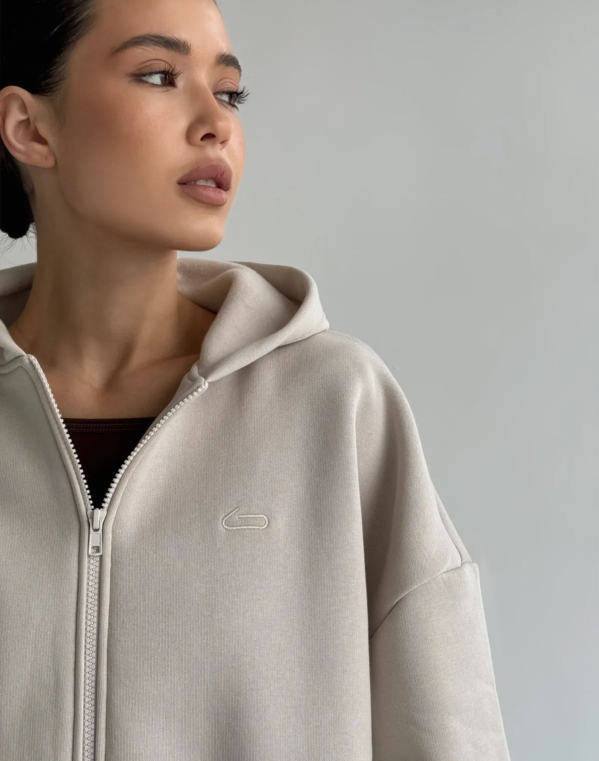 Кофта з капюшоном на блискавці з начосом зимова, пудрова - Фото 5