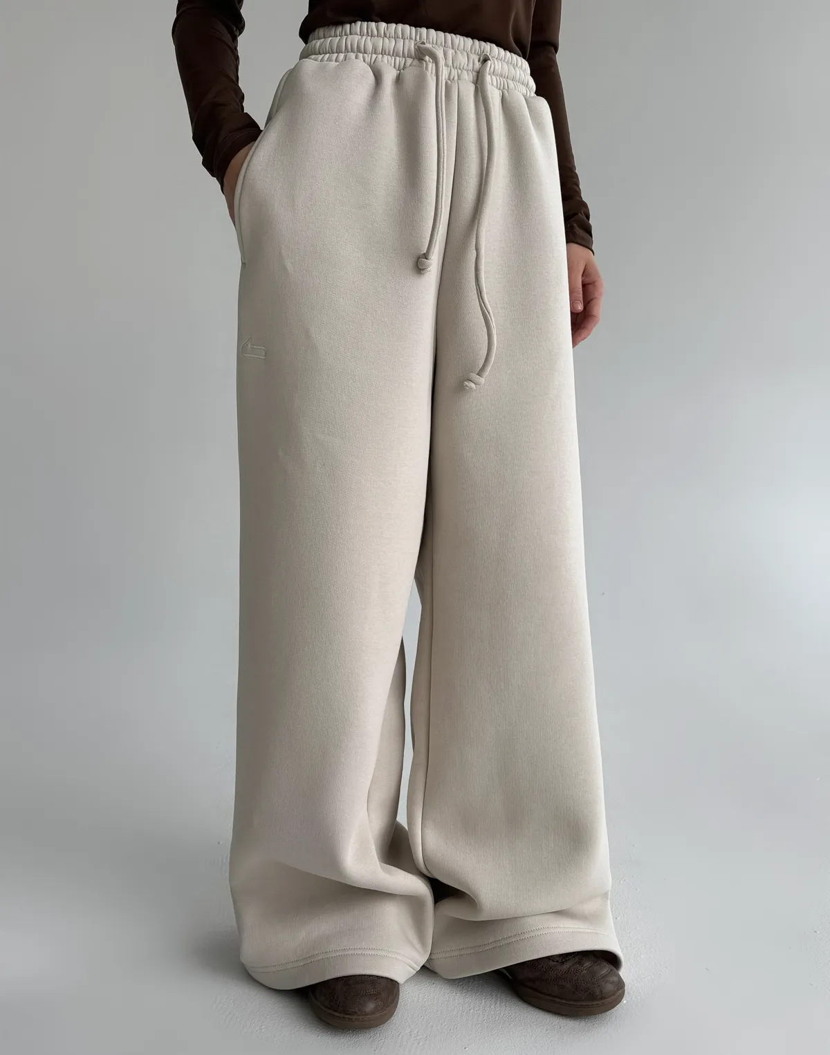 Штани вільного крою з начосом зимові, пудрові - Фото 1