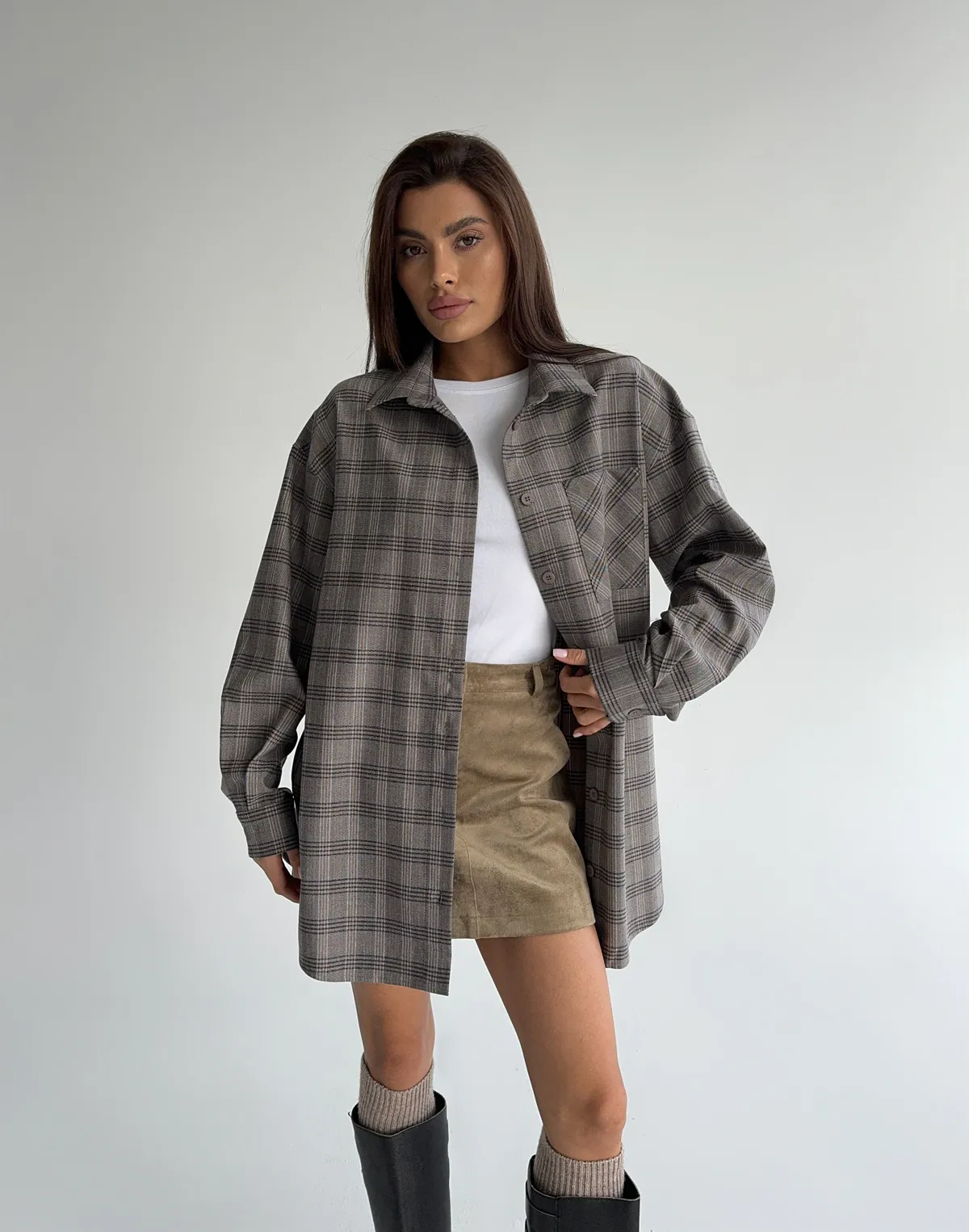 Сорочка оверсайз осіння, сіро-блакитна клітинка - Фото 6