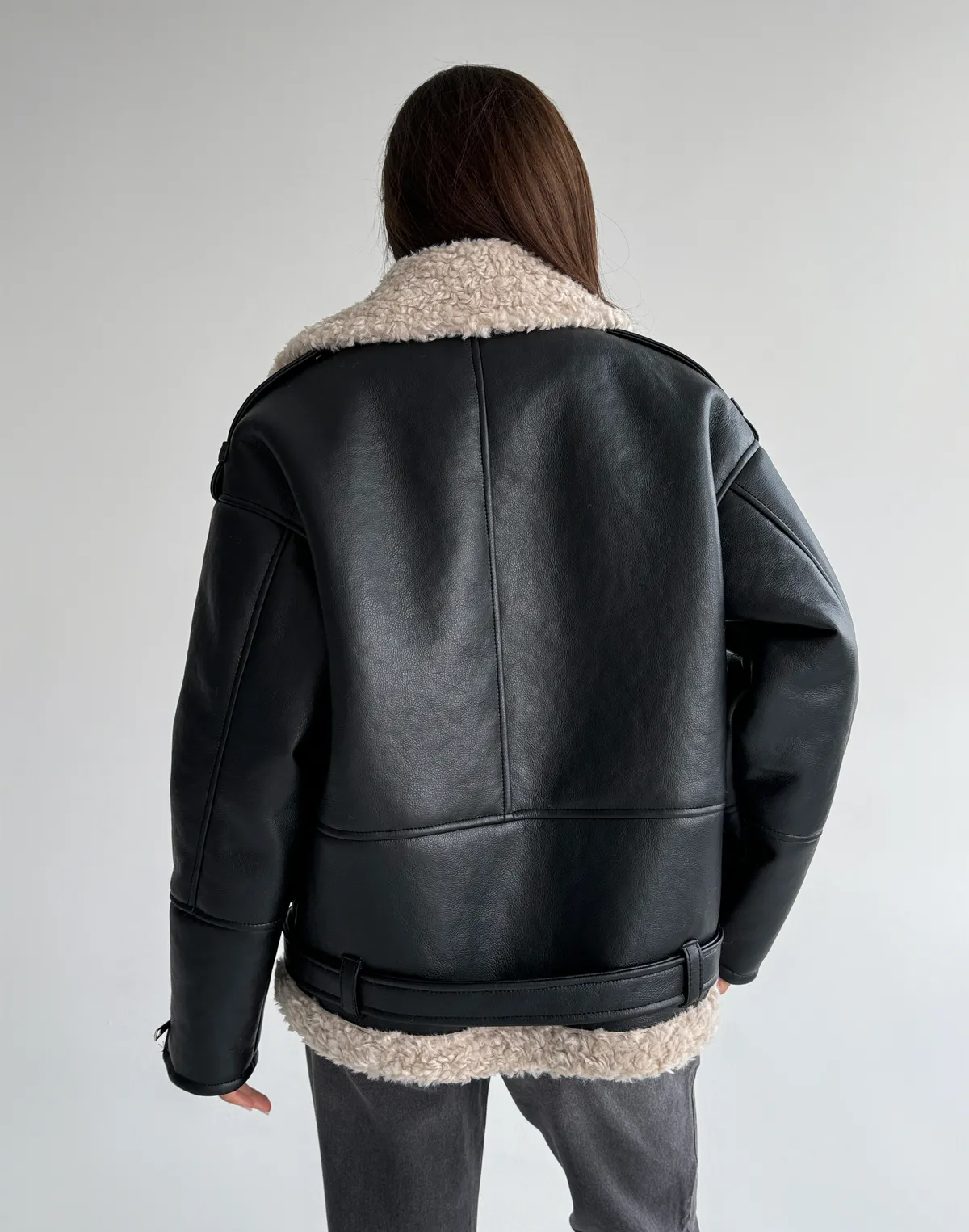 Дублянка жіноча повної довжини з асиметричною блискавкою, чорна - Фото 2