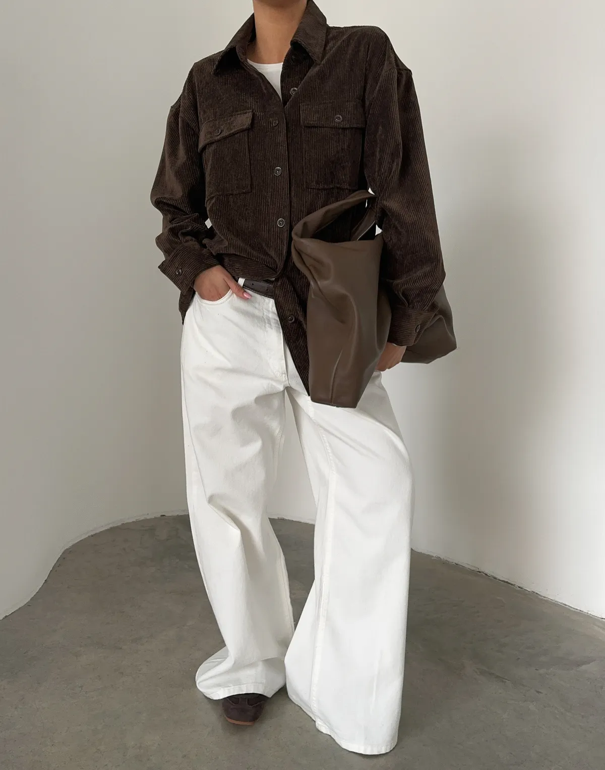 Сорочка оверсайз вельветова, шоколадна - Фото 4