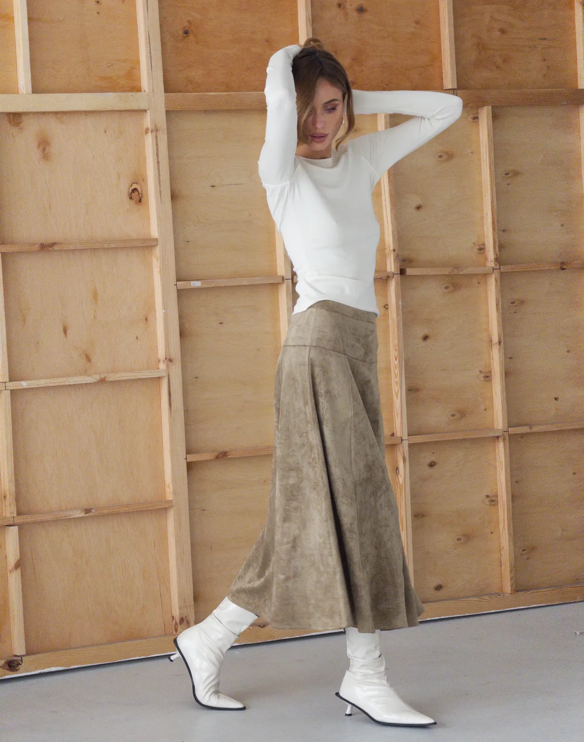 Спідниця міді з екозамші, олива - Фото 3