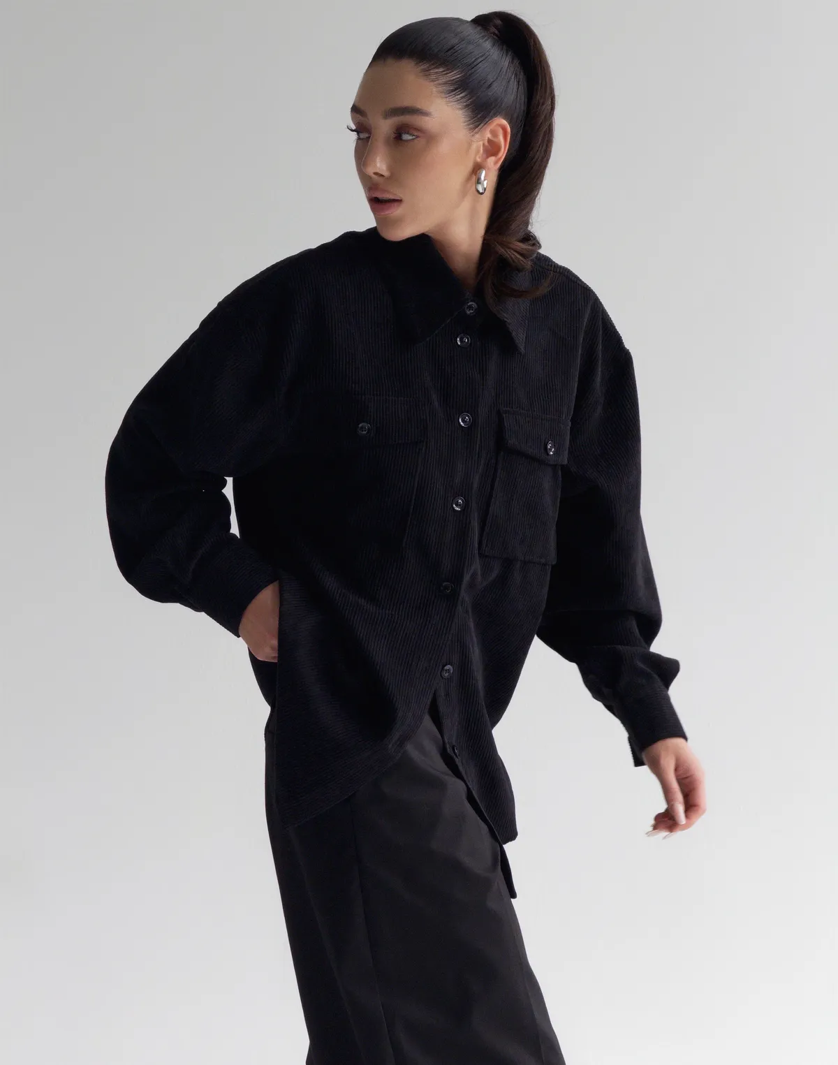 Сорочка оверсайз вельветова, чорна - Фото 5