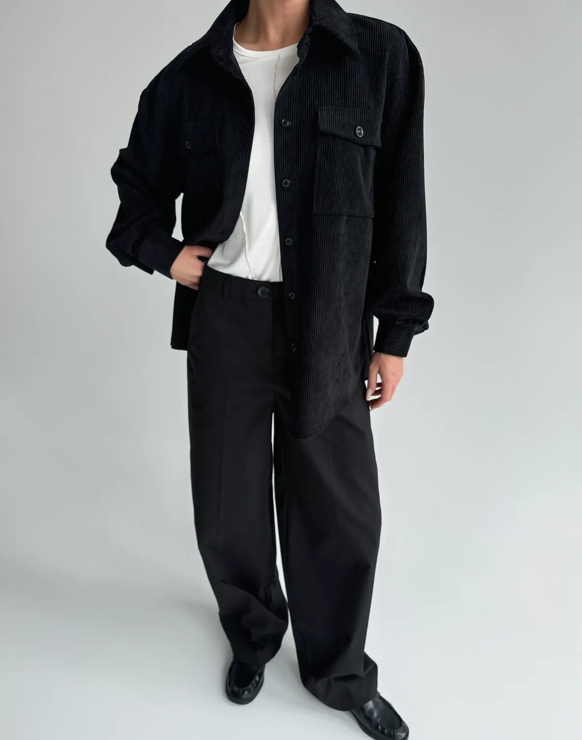 Сорочка оверсайз вельветова, чорна - Фото 4