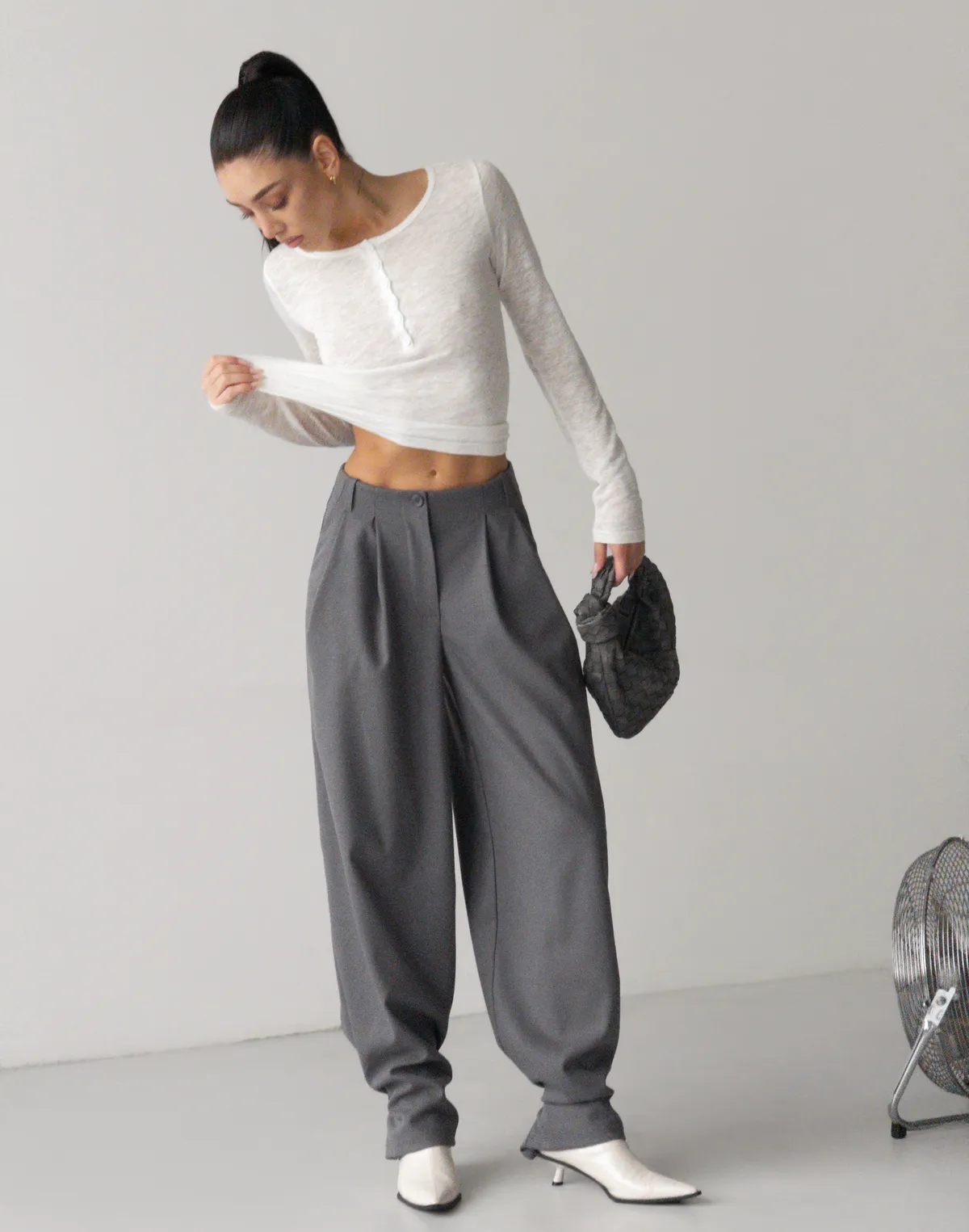 Штани трансформери з костюмної тканини, сірі - Фото 3