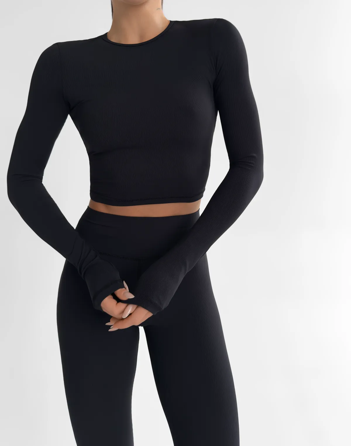 Рашгард для спорту у рубчик з відкритою спиною з італійського матеріалу, чорний - Фото 6