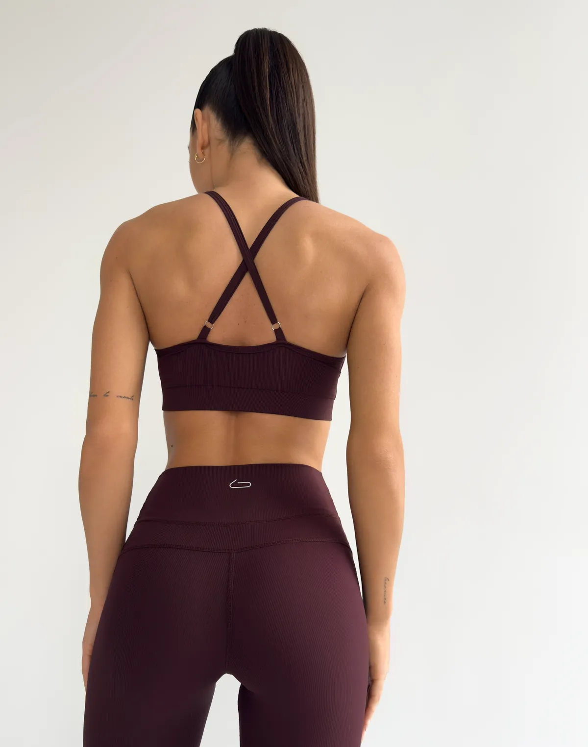 Топ спортивний у рубчик з італійського матеріалу, шоколад - Фото 2