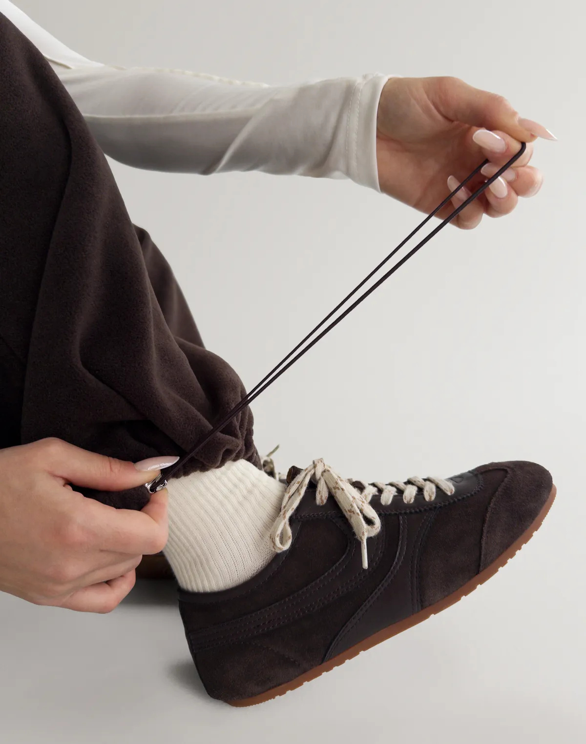 Комплект флісовий зіпер оверсайз з декоративними швами та штани вільного крою, темний шоколад - Фото 5