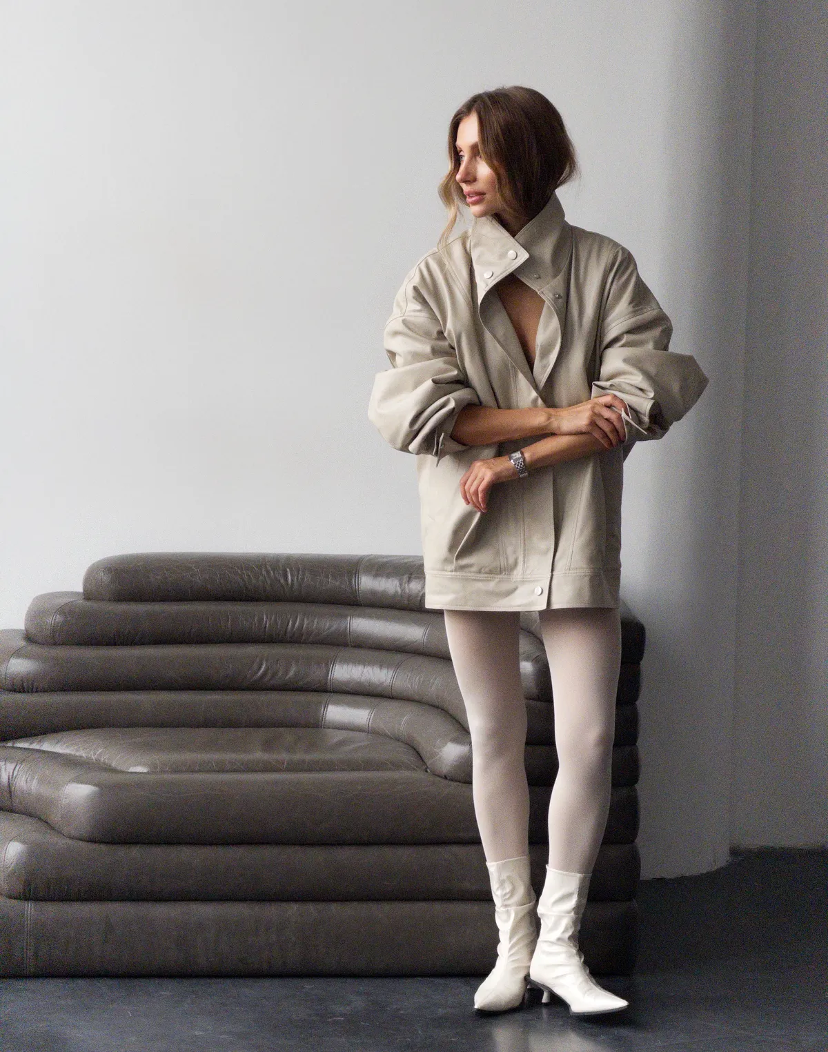 Куртка з утепленням з екошкіри у вінтажному стилі, холодний беж - Фото 3