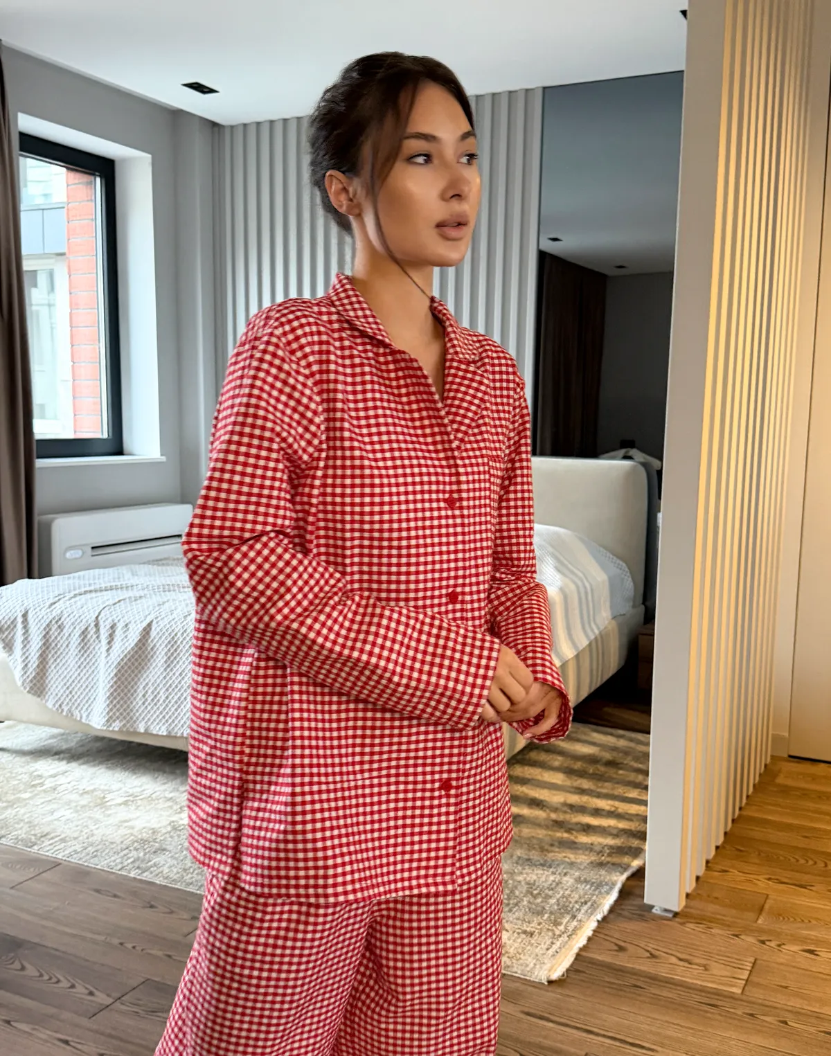 Піжамна сорочка осінньо-зимова, червоно-біла - Фото 5