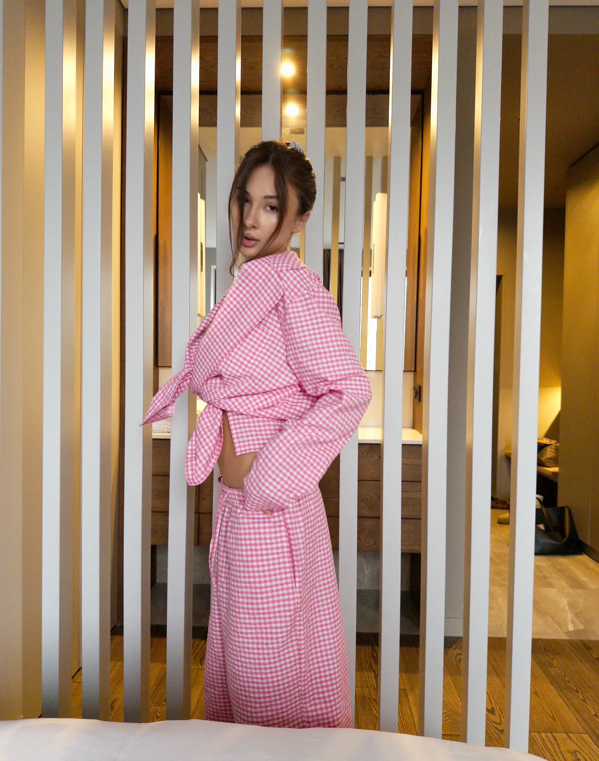 Піжамна сорочка осінньо-зимова, рожево-біла - Фото 5