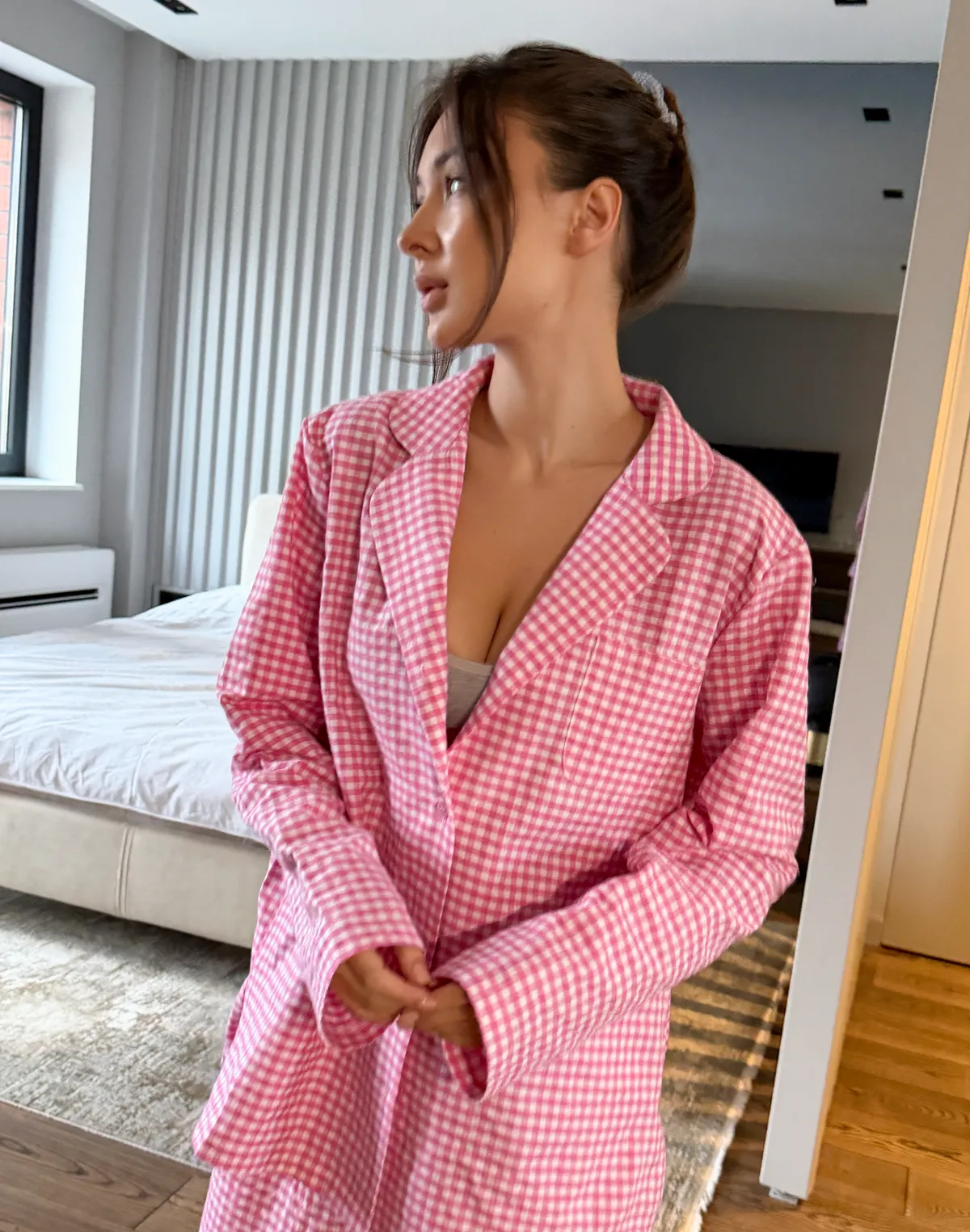 Піжамна сорочка осінньо-зимова, рожево-біла - Фото 3