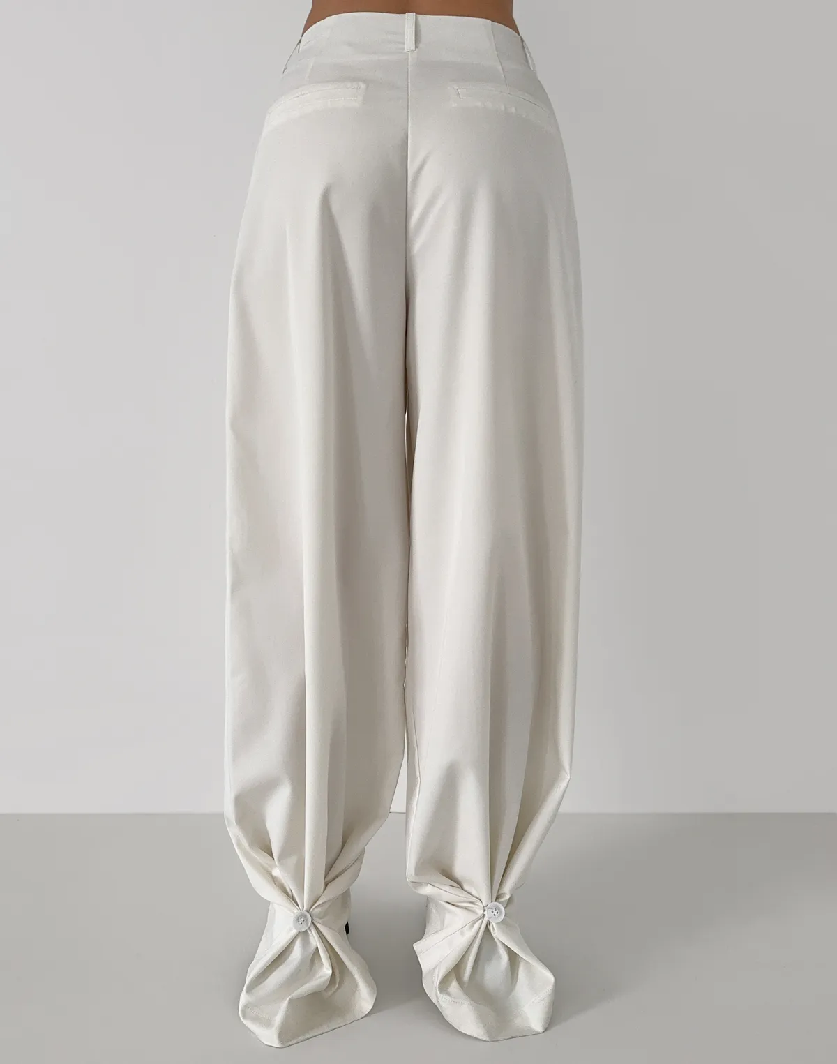 Штани трансформери з костюмної тканини, молочні - Фото 8