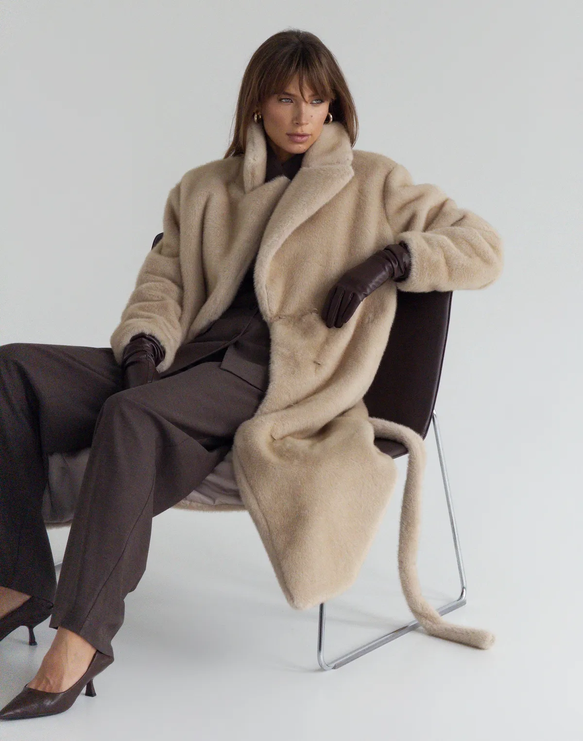 Подовжена еко-шуба з норки, натуральний беж - Фото 7