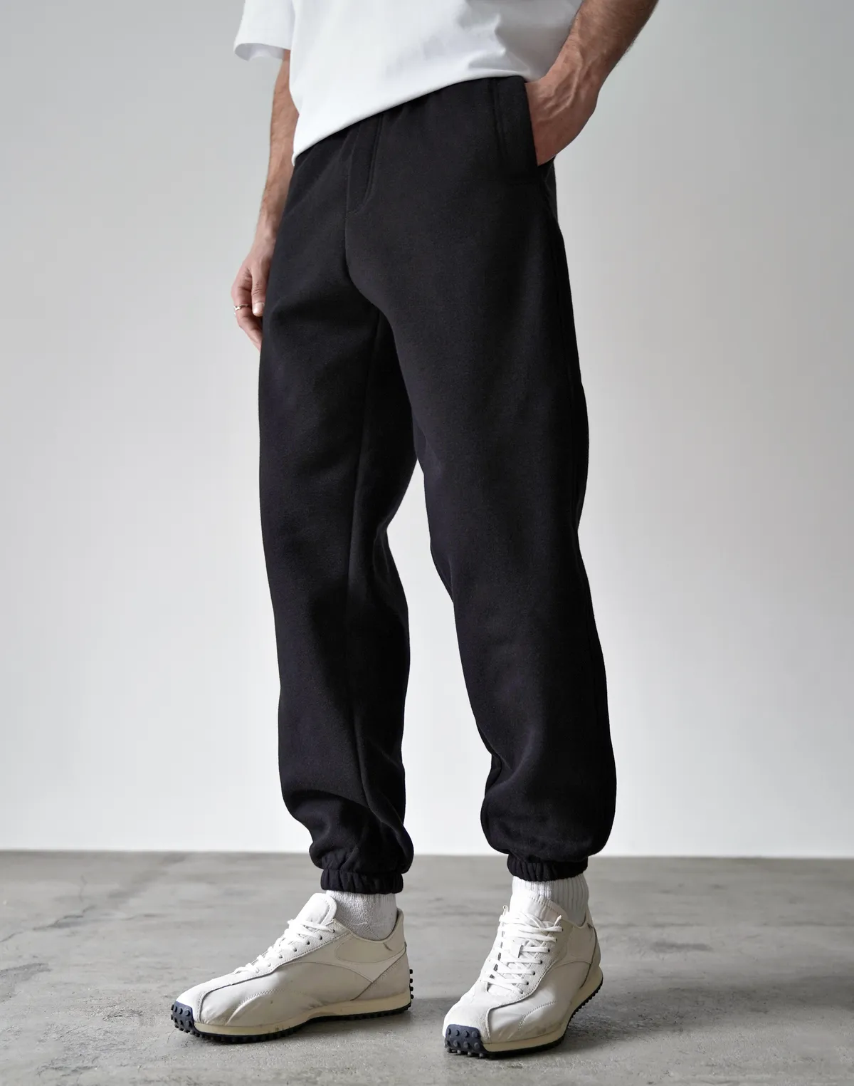 Зимові чоловічі джогери з начосом, чорні - Фото 1