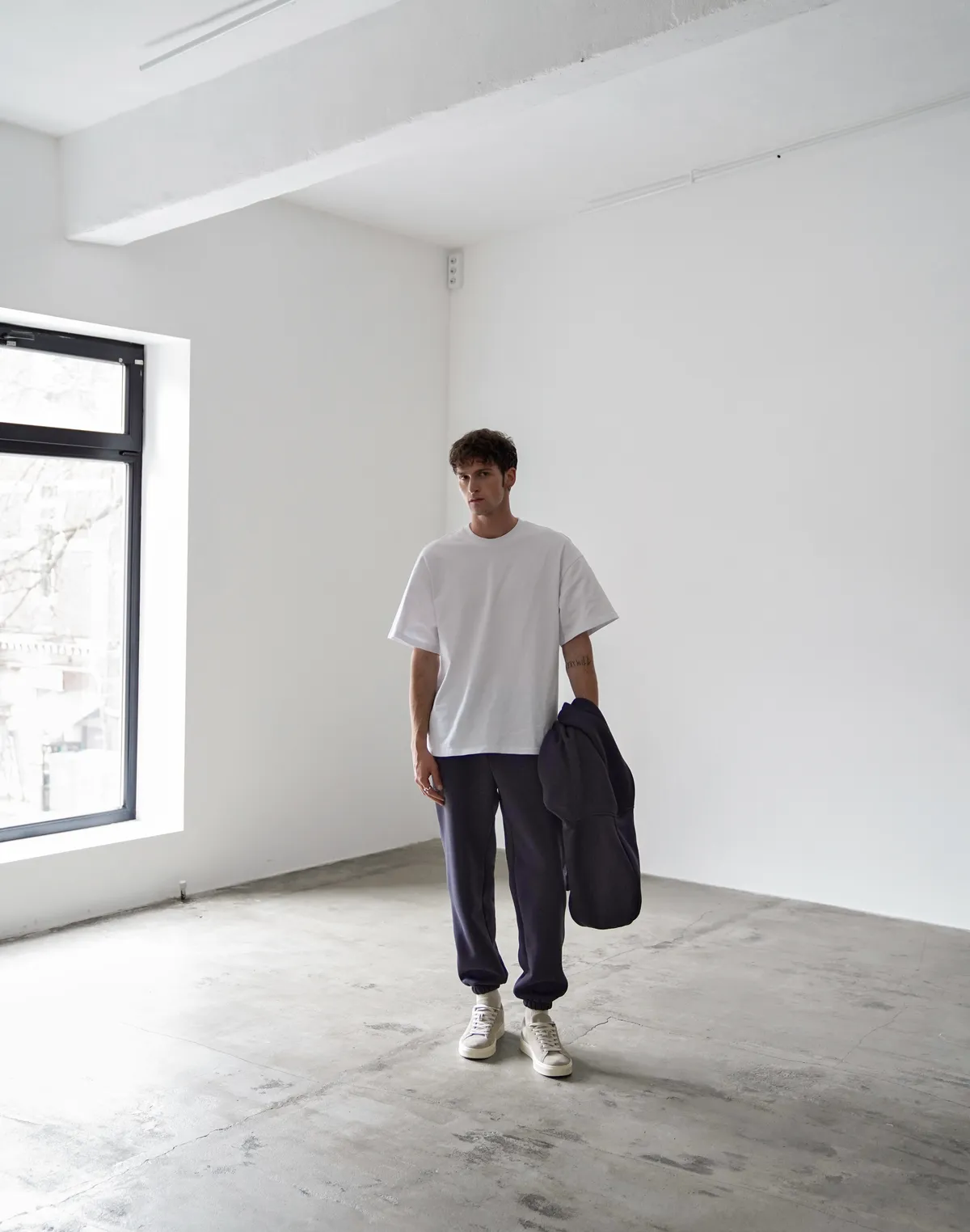 Комплект чоловічій з начосом худі та джогери, темний графіт - Фото 5