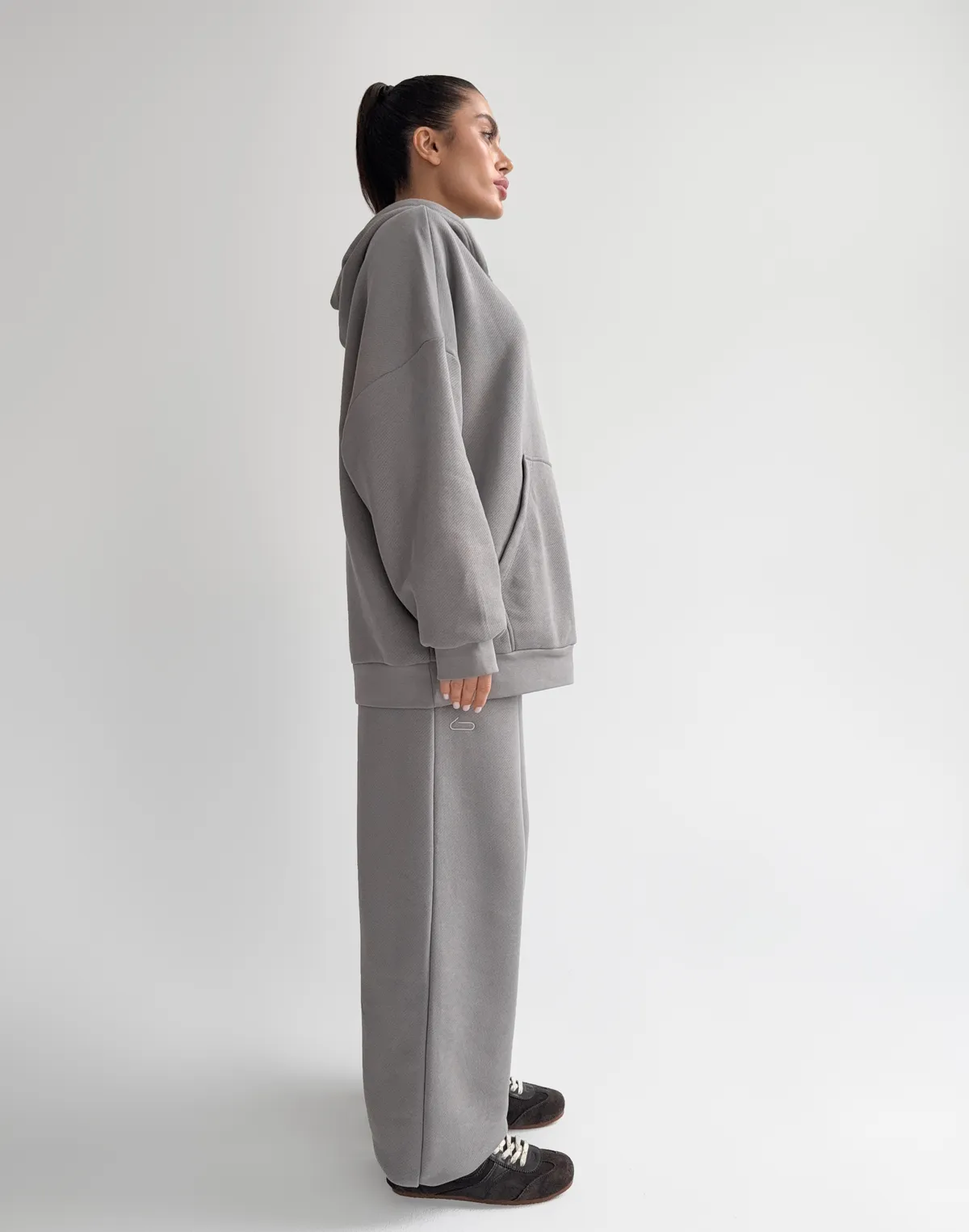 Комплект з начосом худі оверсайз та джогери базові, темний сірий - Фото 7